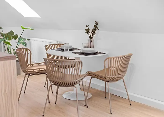 Stilvolle Wohnung: Private Dachterrasse - Zentral 公寓 *